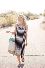 Black and White Striped Maxi Dress Loose Fit Sleeveless Summer Style Perfect for Casual Outings