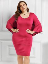 Plus Size Batwing Cape Dress Stretchy Sexy Backless Bodycon Fit Fashionable for Parties or Casua