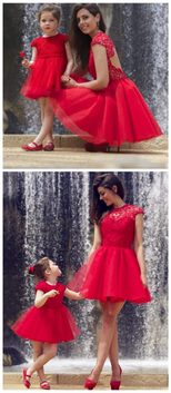 Lace Backless Dress for Women Round Neck Sleeveless Elegant Design Perfect for Parties and Events