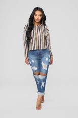 Distressed Knee Ripped Womens Jeans Casual Fit High Waist Denim Fabric Available in Multiple Sizes Wholesale
