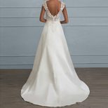 Lace Trimmed Backless Maxi Dress Solid Color Sleeveless Elegant Design Perfect for Weddings and