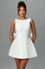 Summer Womens A Line Dress Pearl Bow Detail Slim Fit Backless Design Stylish Casual Wear for Par