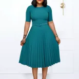 Pleated Midi Dress Round Neck Plus Size Elegant Design Perfect for Casual or Formal Occasions Wh