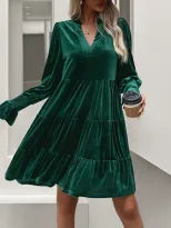 Elegant Long Sleeve Velvet Dress Solid Color Versatile Design Perfect for Parties Wholesale Avai