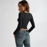 Womens U Neck Fitted T Shirt Minimalist Design Spring Summer Style Bodycon Fit Comfortable Fabri