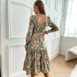Vintage Floral Print Long Sleeve Dress Slim Fit Ruffled Design Square Neckline Perfect for Sprin