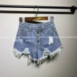 夏季新款高腰破洞排扣牛仔短裤女宽松显瘦A字性感热裤毛边阔腿裤