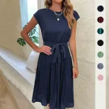 Casual Summer Dress Simple Solid Color Pleated Design Comfortable Fit Perfect for Everyday Wear