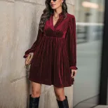 Vintage Style Green Velvet Dress Loose Fit Short Length Autumn Winter Fashion Wholesale Availabl
