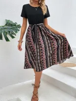 Fashionable Womens Loose Vacation Dress Spring Summer Collection Comfortable Fit Trendy Design O