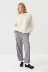 Loose Fit Round Neck Cotton Sweater for Women Solid Color Knitted Long Sleeve Spring and Autumn