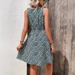 Floral Print V Neck Dress Fashionable Casual Lightweight Fabric Perfect for Spring Summer Occasi