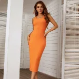 Elegant Sleeveless Evening Dress Solid Color Slim Fit High Slit Perfect for Parties and Formal E