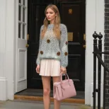Loose Fit Round Neck Gradient Floral Sweater Soft Warm Stylish Perfect for Autumn and Winter Who