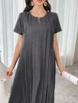 Al Najma Women s Solid Color Minimalist Everyday Short Sleev