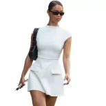 Casual Sleeveless Dress Solid Color Round Neck Waist Defined Pocket Detail Elegant for Summer Ev