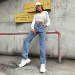 High Waisted Wide Leg Jeans Slim Fit Large Pockets Denim Fabric Casual Wear for Women Wholesale