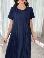 Al Najma Women s Solid Color Minimalist Everyday Short Sleev