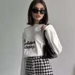 Vintage American Graphic T Shirt for Women Loose Fit Long Sleeve Cotton Letter Print Casual Wear