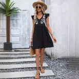 V Neck Floral Print Dress Elegant Design Comfortable Fabric Suitable for Casual or Formal Occasi
