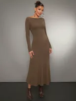 Solid Color Long Sleeve Bodycon Dress Mermaid Hem Off Shoulder Neckline Mid Length Perfect for P