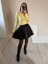 Satin Pleated Skirt Y2K Elegant Design Versatile Style Shiny Finish Spring Summer Fashion Wholes