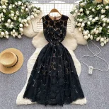 Sleeveless Lace Dress for Women Elegant A Line Silhouette Summer Evening Wear