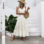 Sleeveless V Neck White Dress Simple Design Beach Vacation Style Lightweight Fabric Wholesale Av