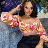 Fashionable Floral Print U Neck Lantern Sleeve Cropped Top for Women Spring Style Wholesale Avai