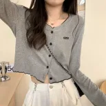 Slim Fit Gray Knitted Cardigan for Women Short Length Lightweight Design Casual Spring Autumn Wear