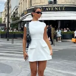Casual Sleeveless Dress Solid Color Round Neck Waist Defined Pocket Detail Elegant for Summer Ev