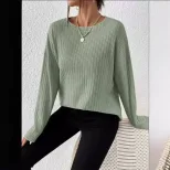Casual Loose Fit Solid Color Sweater Round Neck Autumn Winter Comfortable Fabric Wholesale Avail