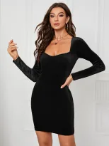 Velvet Bodycon Mini Dress Slimming Fit Waist Cinching Elegant Gold Lurex Perfect for Parties and