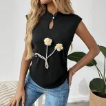 Sleeveless Black Floral Top Unique Chinese Style 3D Design Elegant Detailing Perfect for Casual