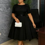 Elegant African Dress Short Sleeve Round Neck Fashionable Design Perfect for Parties and Special