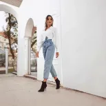 High Waisted Straight Leg Jeans Slim Fit Casual Style Trendy Design Perfect for Everyday Wear Wh
