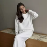 Elegant Soft Thick Round Neck Sweater and Mermaid Skirt Set Womens OL Style Autumn Winter Fashio