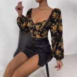 Vintage Floral Print T Shirt Short Puff Sleeves Square Neckline Lightweight Fabric Spring Summer