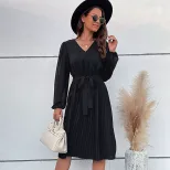 Elegant Solid Color Pleated Dress High End Design Autumn Winter Style Perfect for Casual or Form