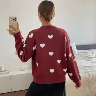 Womens Vintage Heart Pattern Sweater Round Neck Long Sleeve Knit Cozy Fall Winter Fashion