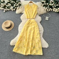 Sleeveless Lace Embroidered Top and High Waist Skirt Set Elegant French Style Autumn Fashion