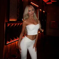 Wholesale Womens Sets White Multiple Sizes OEM ODM Supplier