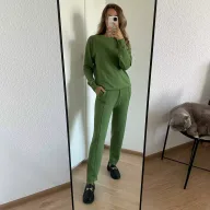 Womens Knitted Sweater Set Loose Fit Round Neck Top and Carrot Pants Casual Style for Fall Winter