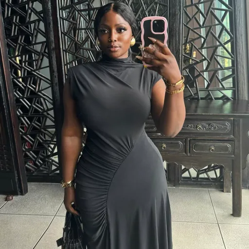 Sleeveless Black Dress Elegant Round Neck Irregular Hem Casual Wear factory direct