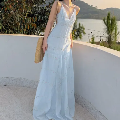 Elegant Floral Maxi Dress V Neck Sleeveless Summer Style Perfect For Vacation Or Casual Outings