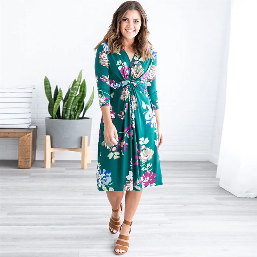 V Neck Floral Print Dress for Women Mid Sleeve Comfortable Fit Perfect for Beach and Casual Outings