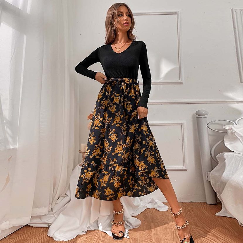 V Neck Floral Midi Dress Fresh and Gentle Style Autumn Winter Vacation Wear Wholesale Available