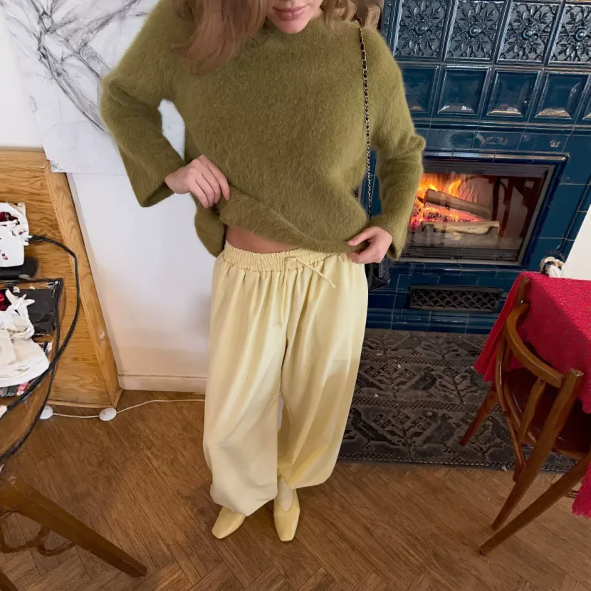 Womens Oversized Knit Sweater Round Neck Faux Mink Fabric Long Sleeve Casual Style Perfect for S