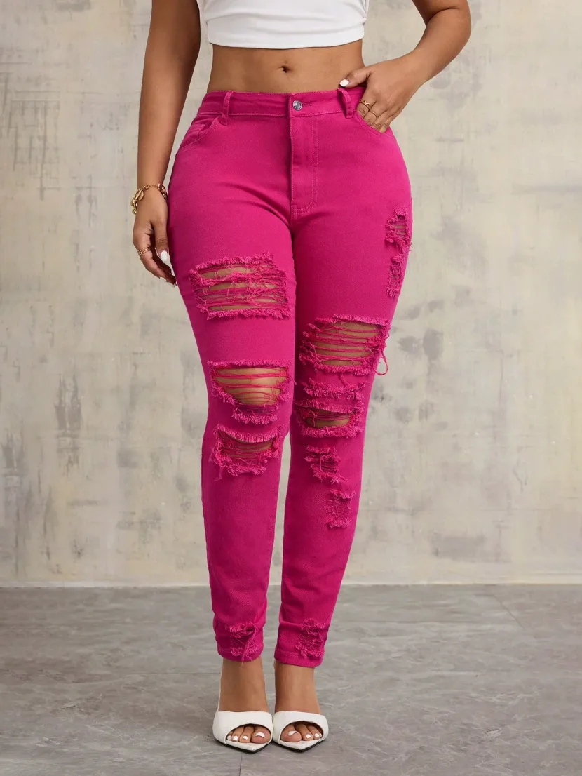Slim Fit Ripped Jeans for Women Stretch Denim Tapered Leg Casual Style Wholesale Available bulk