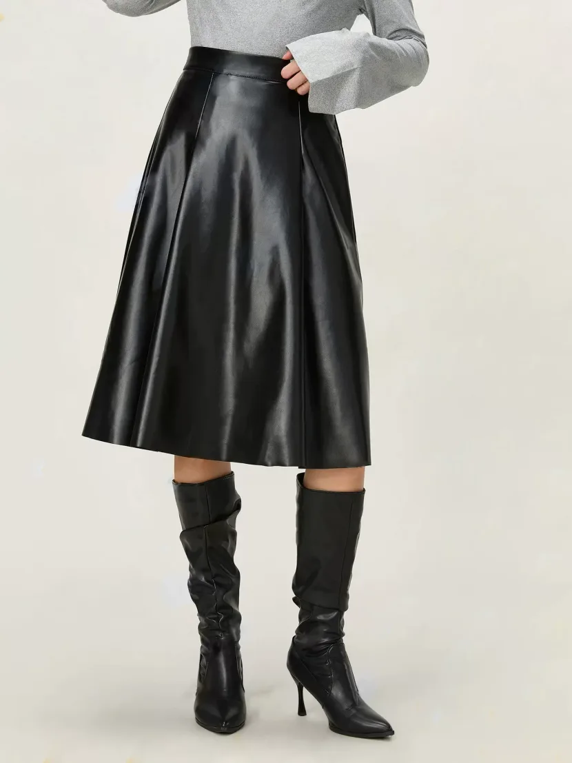 Vintage Inspired PU Midi Skirt Casual Flared Design Comfortable Fit Perfect for Everyday Wear Wh